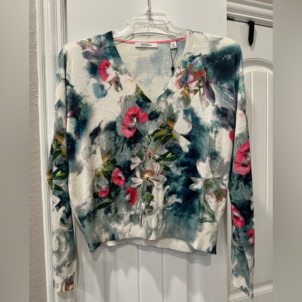Robert Graham NWT Women’s XL Sweater